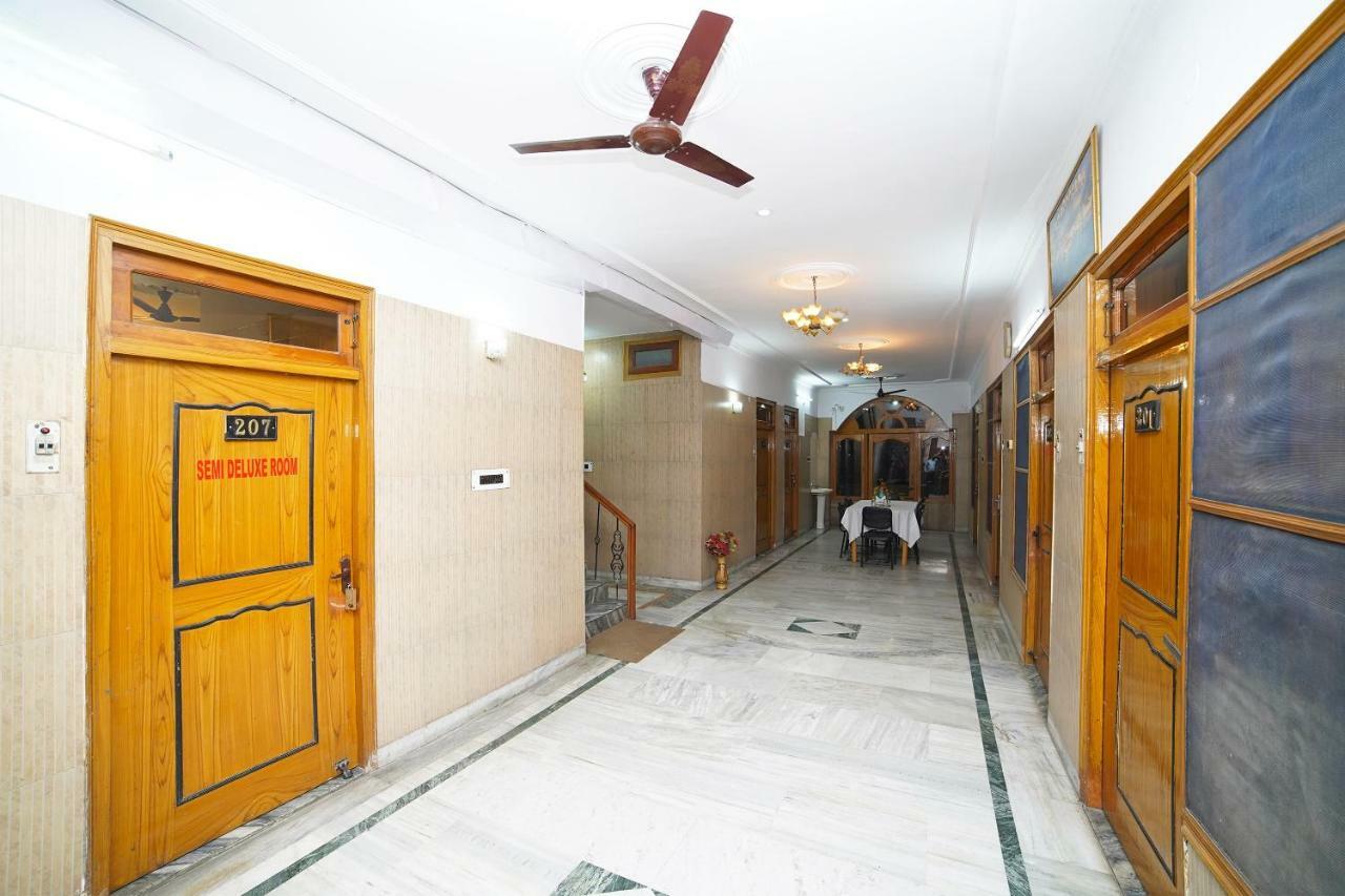 Oyo 39543 Hotel Kk Pantnagar Exterior foto
