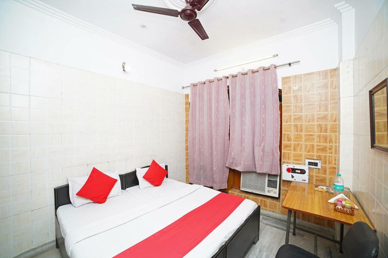 Oyo 39543 Hotel Kk Pantnagar Exterior foto